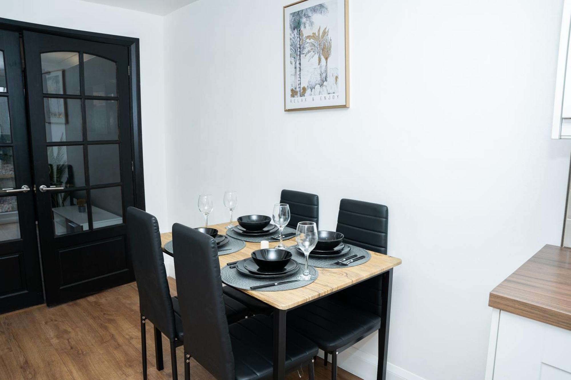 리즈 Stylish 3 Bed House With Free Parking 빌라 외부 사진